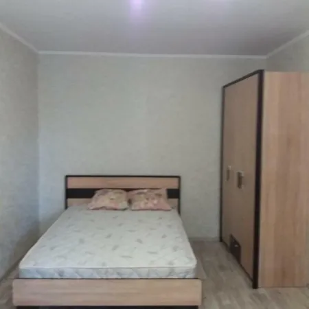 Apartment квартира возле парка горького